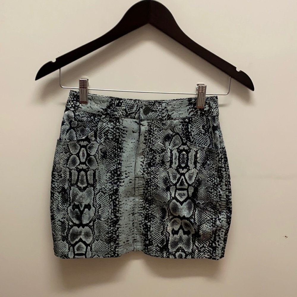 Princess Polly NWT Snakeskin Mini Skirt